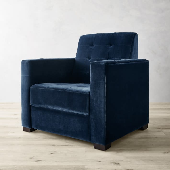 <p><a href="https://go.redirectingat.com?id=74968X1596630&url=https%3A%2F%2Fwww.williams-sonoma.com%2Fproducts%2Fcavallo-recliner-upholstery&sref=https%3A%2F%2Fwww.womansday.com%2Fhome%2Fdecorating%2Fg46564393%2Fbest-recliners%2F" rel="nofollow noopener" target="_blank" data-ylk="slk:Shop Now;elm:context_link;itc:0;sec:content-canvas" class="link ">Shop Now</a></p><p>Cavallo Recliner</p><p>williams-sonoma.com</p><p>$3295.00</p><span class="copyright">Williams Sonoma</span>