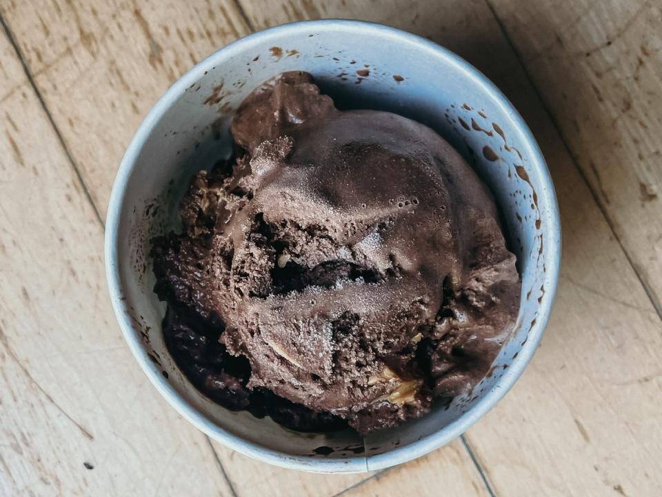 scoop of peanut butter and chocolate ice cream from baskin robbins