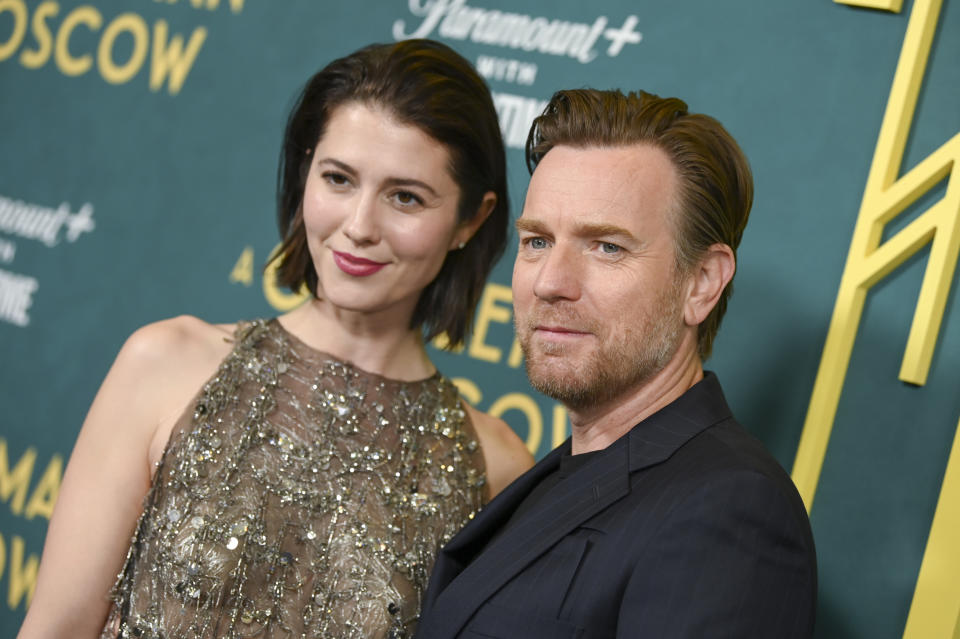 Mary Elizabeth Winstead and Ewan McGregor at the premiere of 