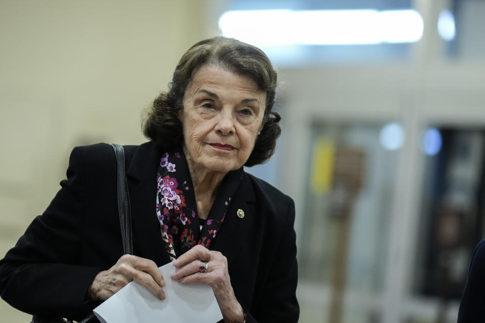 Feinstein walks through the Senate subway in September 2022. 