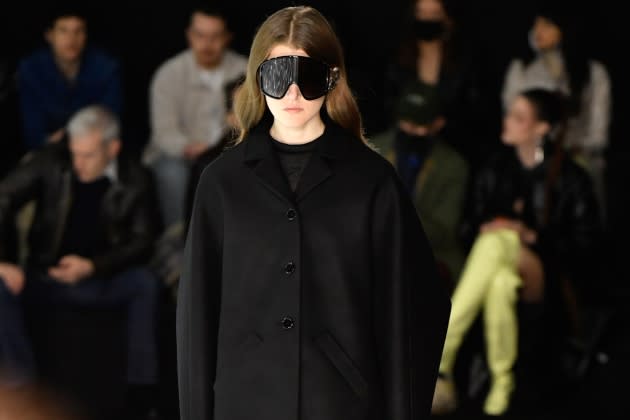 Bottega Veneta's FW20 Sunglasses Are About to Become Fashion's