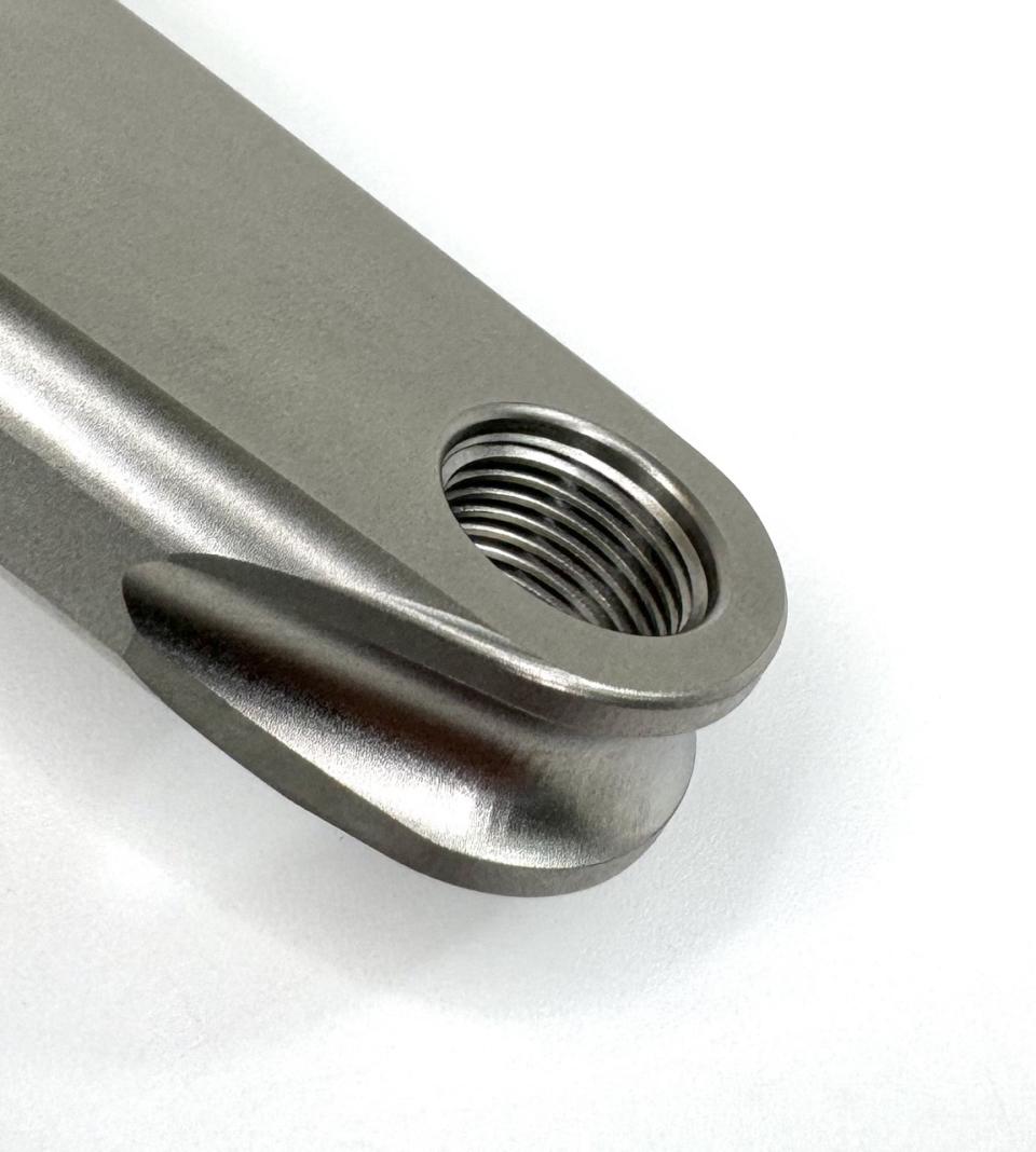 5DEV Titanium Cranks pedal threads