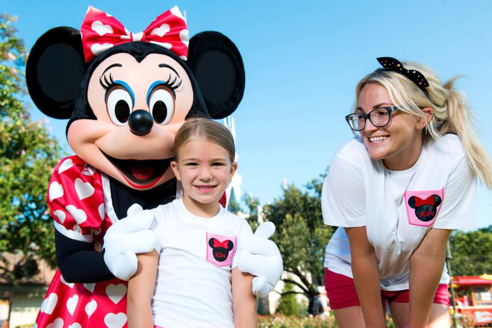 Jamie Lynn Spears at Disneyland