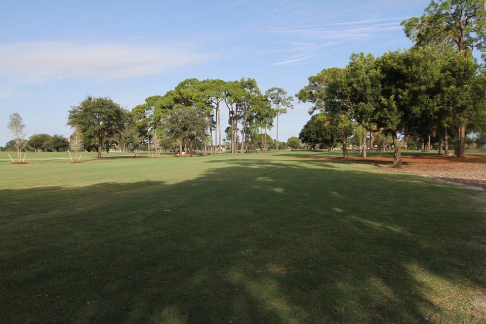 The fifth hole fairway at Fort Myers Country Club was moved away from U.S. 41.