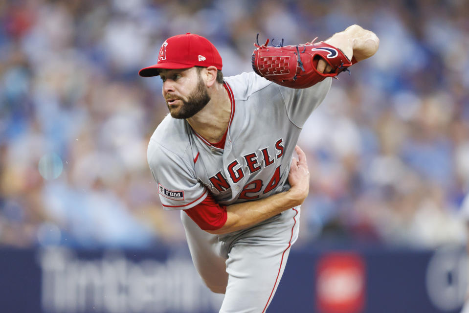 在老闆Arte Moreno續留大谷翔平後，洛杉磯天使本季改當買家，向芝加哥白襪、科羅拉多落磯換來投打好手。（MLB Photo by Cole Burston/Getty Images）