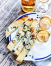 <p>Découvrez la recettes des <a href="https://www.elle.fr/Elle-a-Table/Recettes-de-cuisine/Allumettes-au-bleu-3147406" rel="nofollow noopener" target="_blank" data-ylk="slk:Allumettes au bleu;elm:context_link;itc:0;sec:content-canvas" class="link ">Allumettes au bleu</a></p><br>