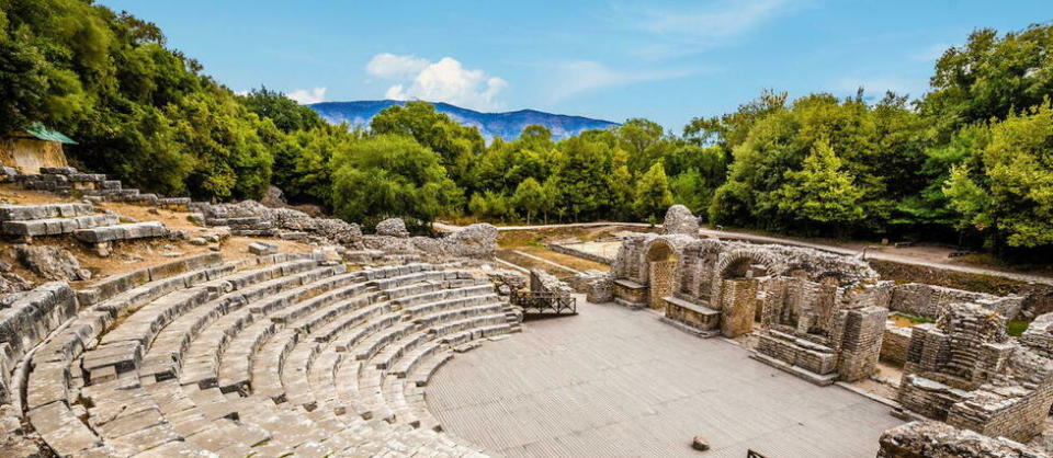 Escale en Albanie et découverte d'un de ses sites majeurs : la cité antique de Butrint.  - Credit:DR