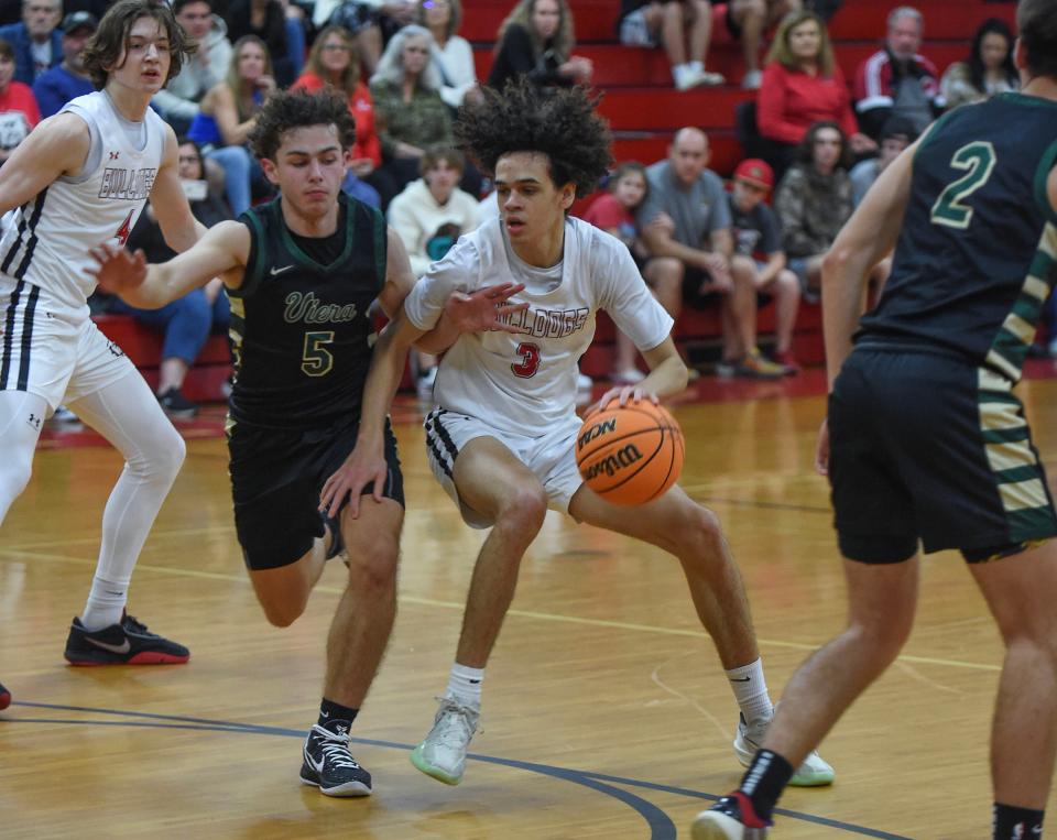 South Fork High School (white jersey) and Viera High School compete for the District 8-6A championship game at South Fork High School on Saturday, Feb. 10, 2024, in Tropical Farms. South Fork wins 53-36.