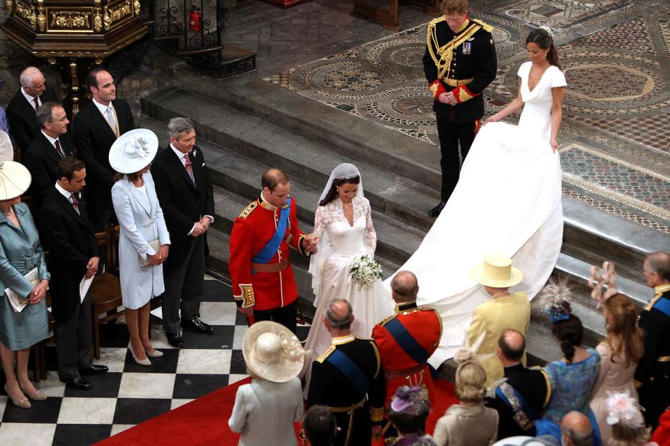 The couple had to bow the Queen after the ceremony.