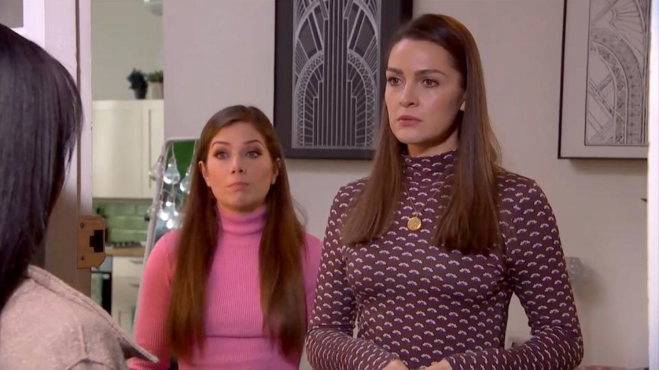 nikki sanderson as maxine and anna passey as sienna in hollyoaks