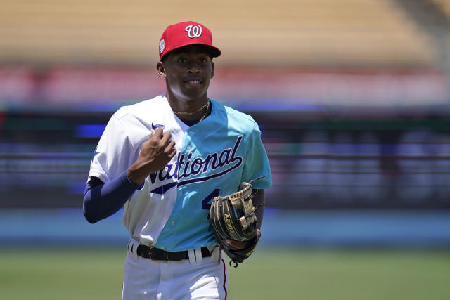 Dusty Baker's son Darren a part of Astros playoff run as a spectator