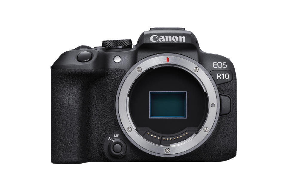 Canon EOS R10