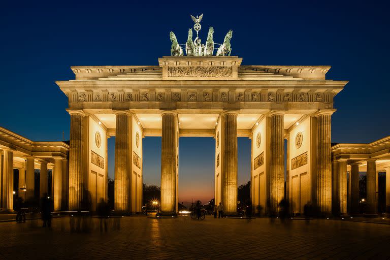 La puerta de Brandeburgo en Berlín, sobre la Wilhemstrasse