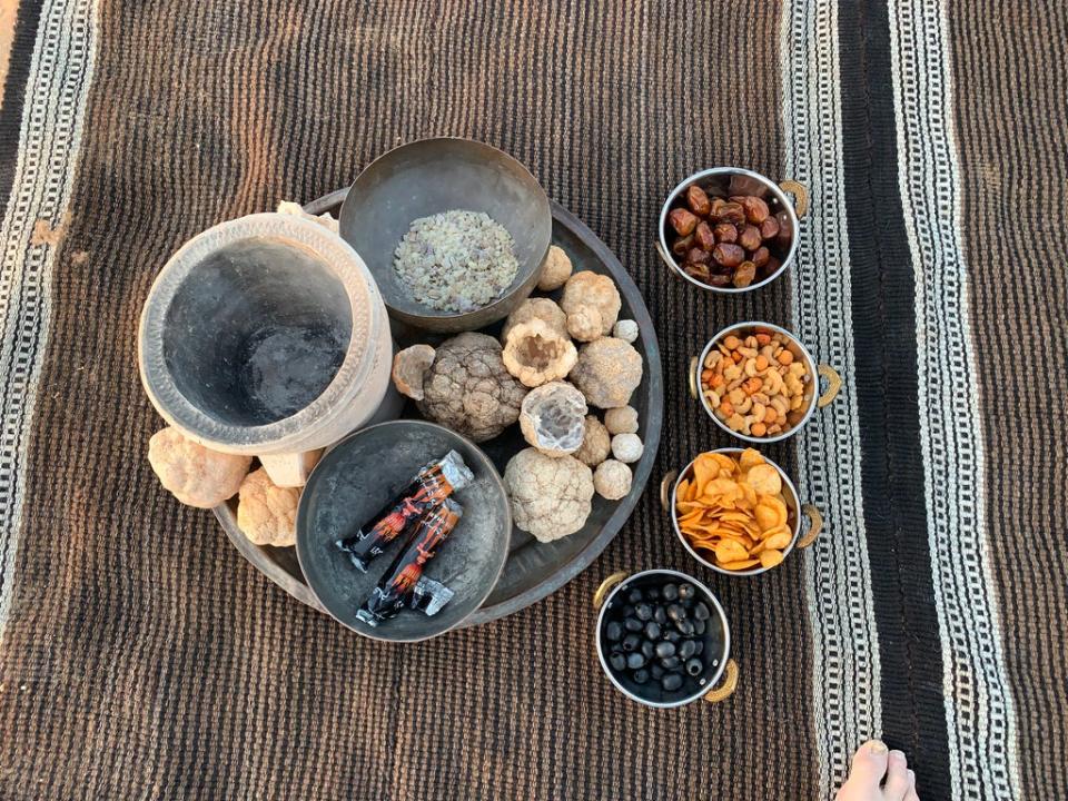 A desert picnic in Oman (Mark Jones)