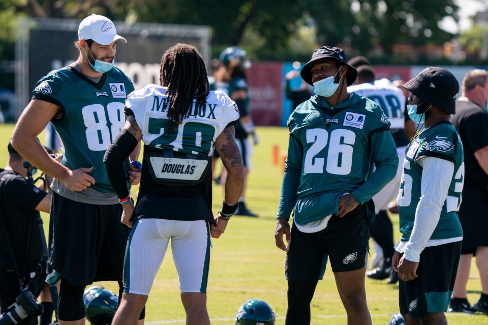 Eagles tight end Dallas Goedert (88) and cornerback Avonte Maddox (29) lived together from their rookie season in 2018 until this summer. They are also close friends with Vikings right tackle Brian O'Neill, and the three live and train together in California during the winter.