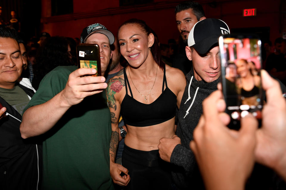 EDMONTON, AB - JULY 24:  Cris Cyborg of Brazil poses with fans at the Starlite Room on July 24, 2019 in Edmonton, Alberta, Canada. (Photo by Jeff Bottari/Zuffa LLC/Zuffa LLC via Getty Images)