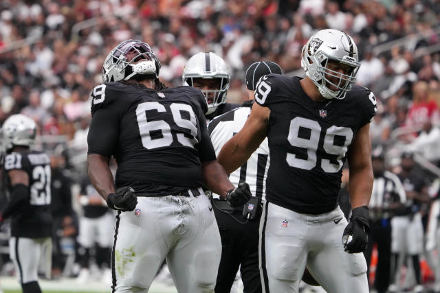 Raiders re-sign veteran DE Jordan Willis to practice squad