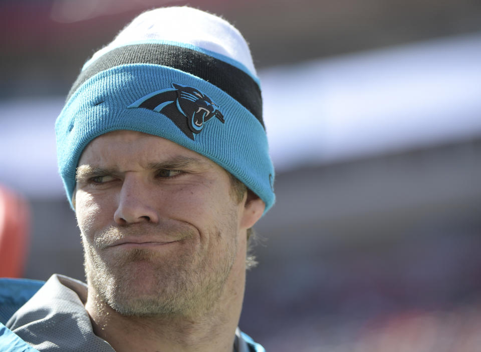 Carolina Panthers tight end Greg Olsen will call the Vikings-Rams game on Sunday. (AP)