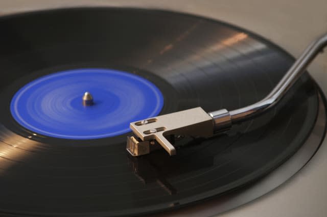 Vinyl player