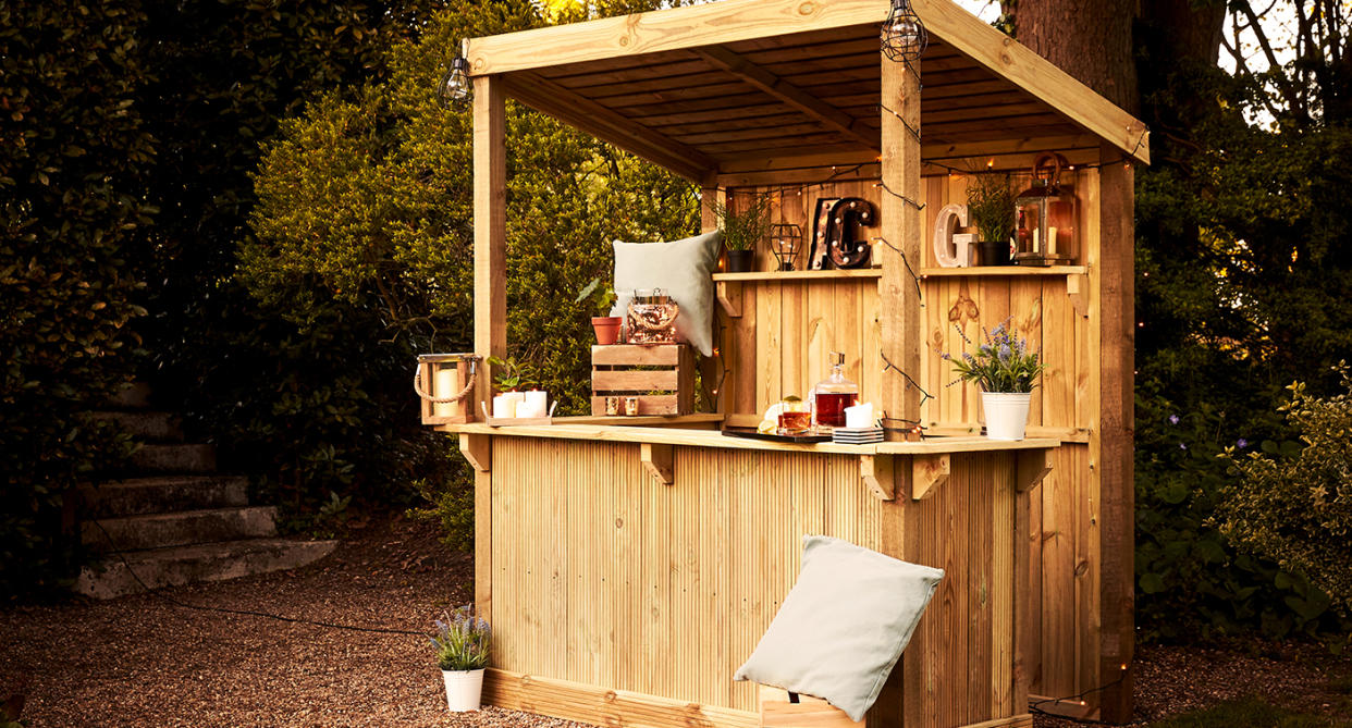 Wickes sold-out garden bar is now back in stock. (Wickes)