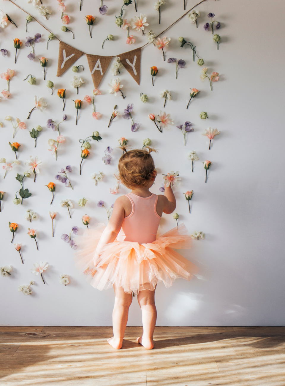 DIY Floral Backdrop