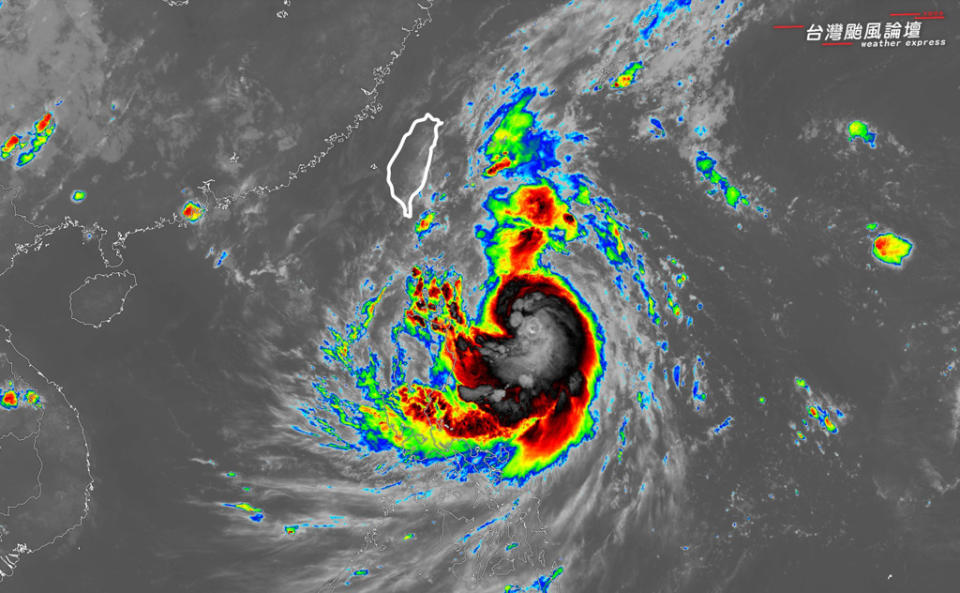 台灣颱風論壇指出，由於發展環境太好，山陀兒最靠近台灣時可能達中颱上限。(圖／台灣颱風論壇)