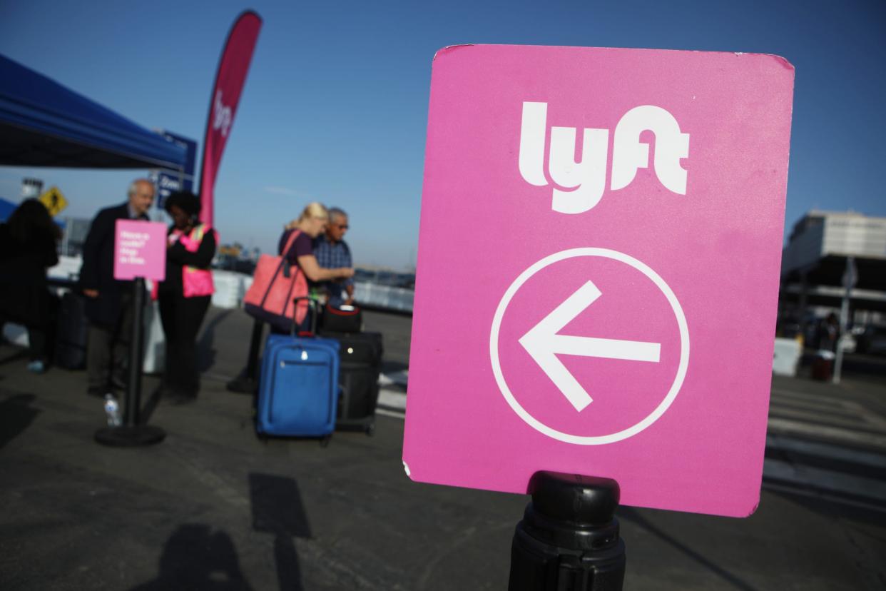 lyft sign