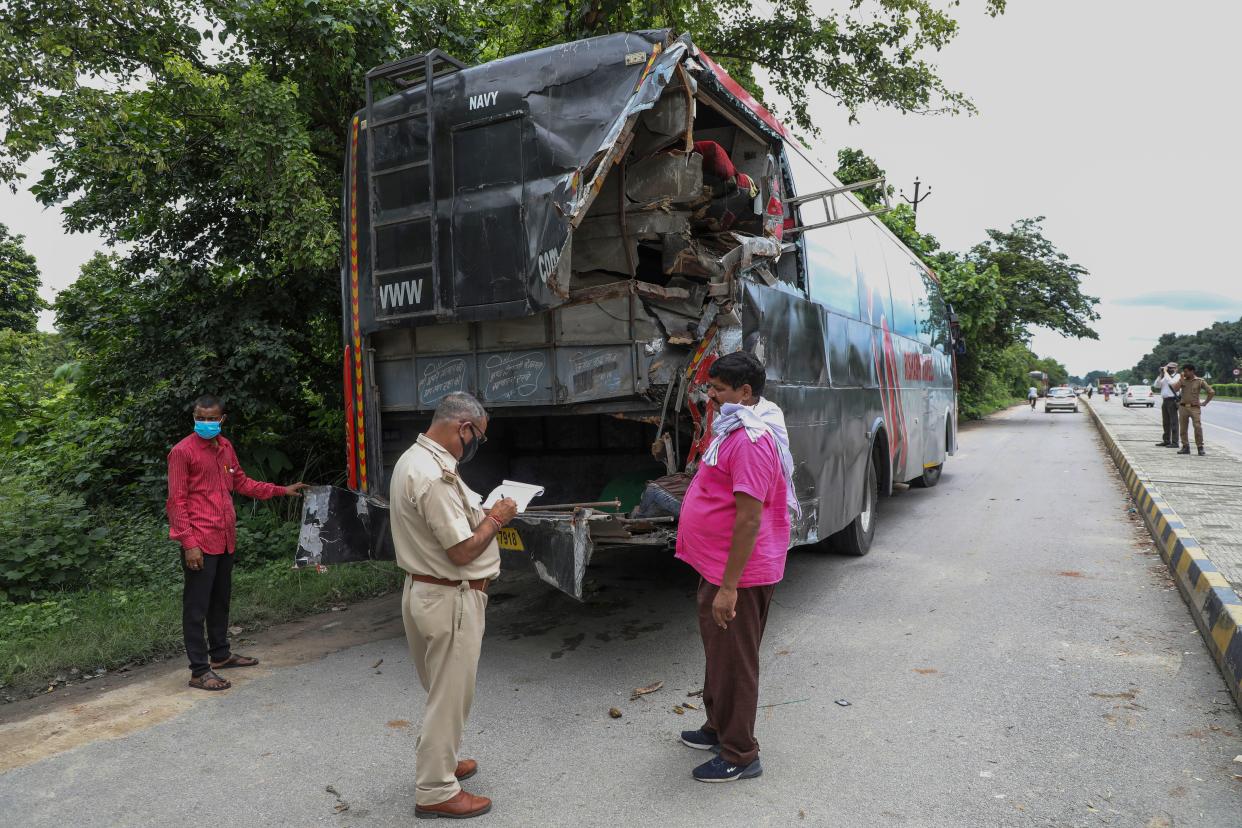 India Truck Crash (ASSOCIATED PRESS)