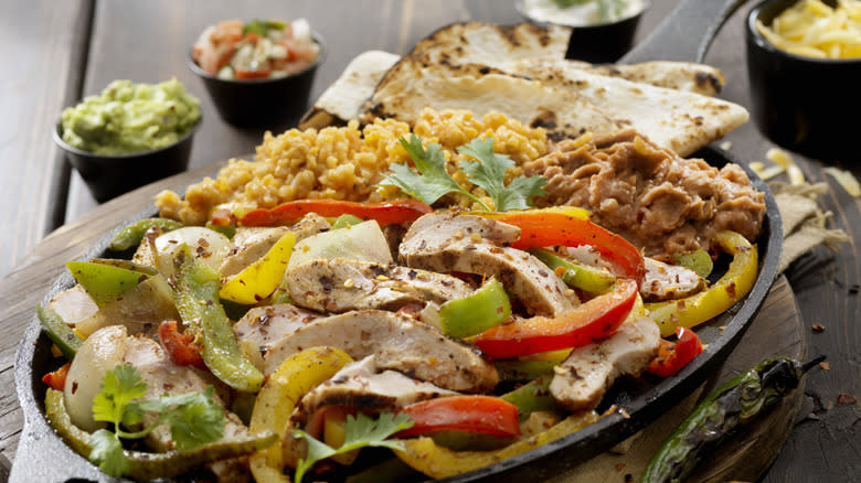 Chicken fajita platter