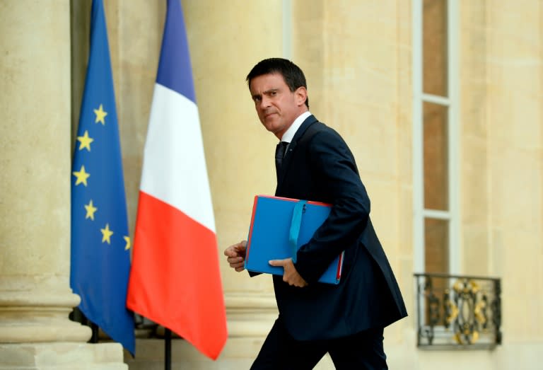 French Prime Minister Manuel Valls arrives at the Elysee Palace in Paris on July 27, 2016