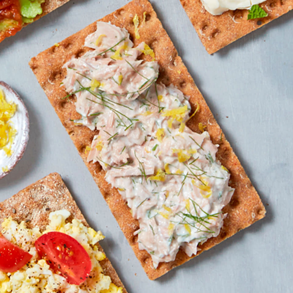 Lemon Tuna & Yogurt Cracker