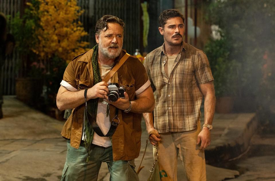 Russell Crowe and Zac Efron in “The Greatest Beer Run Ever,” premiering globally on September 30, 2022 on Apple TV+