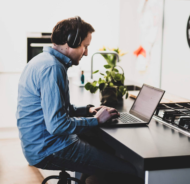 Bose 700 over ear headphones