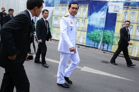 Thailand's Prime Minister Prayuth Chan-ocha arrives at a weekly cabinet meeting at Government House in Bangkok, Thailand, January 4, 2017. REUTERS/Athit Perawongmetha