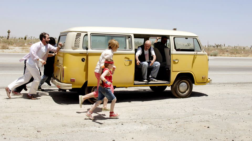 Steve Carell, Toni Collette, Abigail Breslin, Alan Arkin, in "Little Miss Sunshine" in 2006. - Fox Searchlight/Everett Collection
