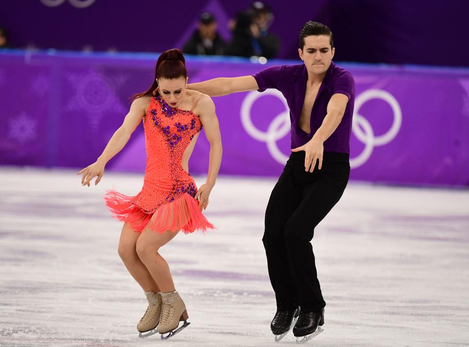 <p>France’s Romain Le Gac and Marie-Jade Lauriault competes in the ice dance short dance of the figure skating event during the Pyeongchang 2018 Winter Olympic Games at the Gangneung Ice Arena in Gangneung on February 19, 2018. / AFP PHOTO / Roberto SCHMIDT </p>