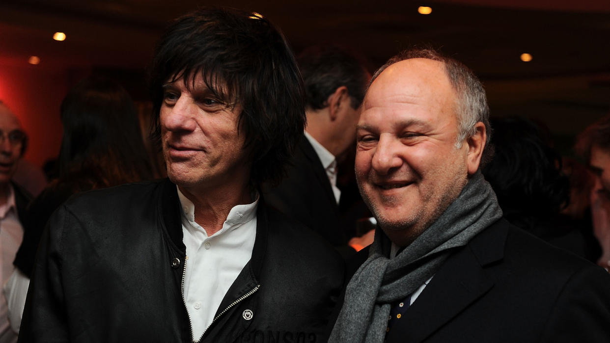  Jeff Beck and Music Promoter Harvey Goldsmith arrive for the Exclusive World Screening: 'The Tribute To Pavaroti' at The VUE Cinema on December 1, 2008 in London, England.  