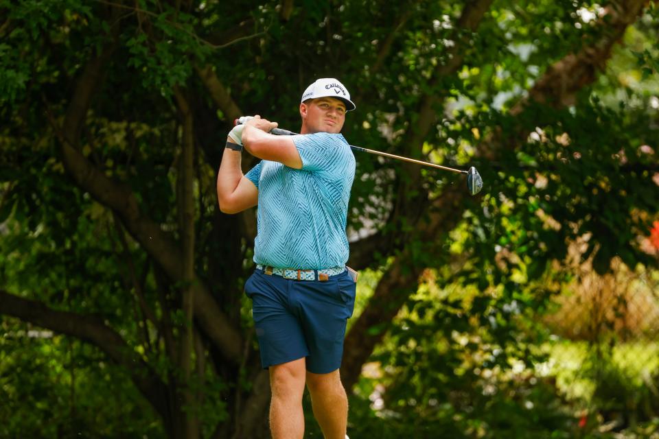 Jackson Herrington plays his tee shot on the 14th hole during the round of 32 of the 2024 U.S. Amateur at Hazeltine National Golf Club in Chaska, Minn. on Thursday, Aug. 15, 2024. (Chris Keane/USGA)