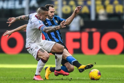 Cagliari's Radja Nainggolan (L) has scored six career goals against Inter Milan