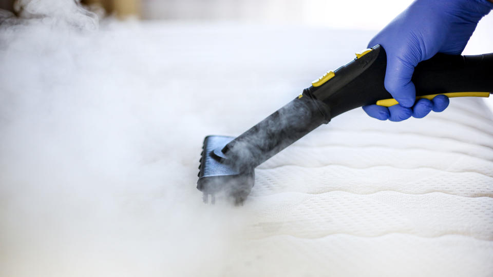  mattress being steam cleaned 