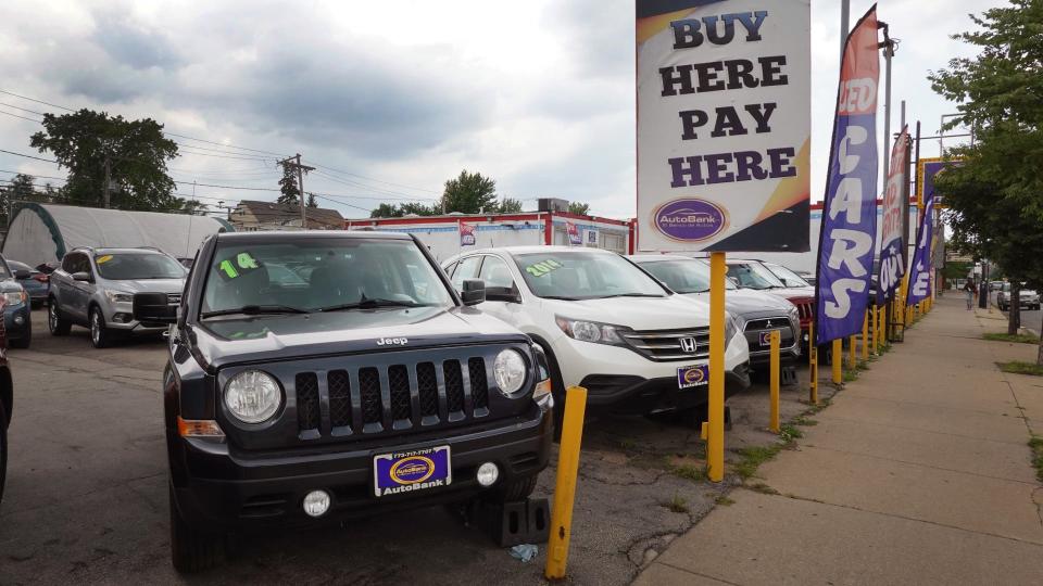 Used Car Shoppers Now Have to Buy Cars Twice as Old Compared to 2019 photo