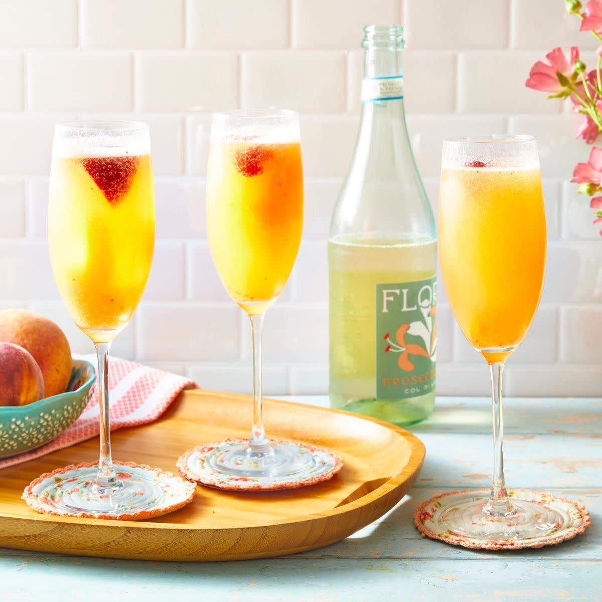 summer cocktails peach bellini