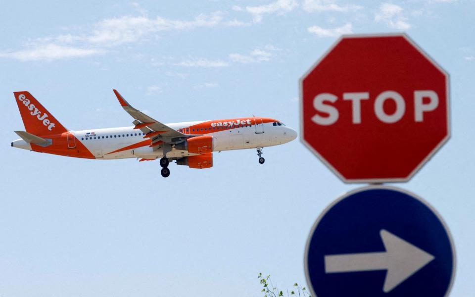 easyJet — REUTERS/Alberts Gea