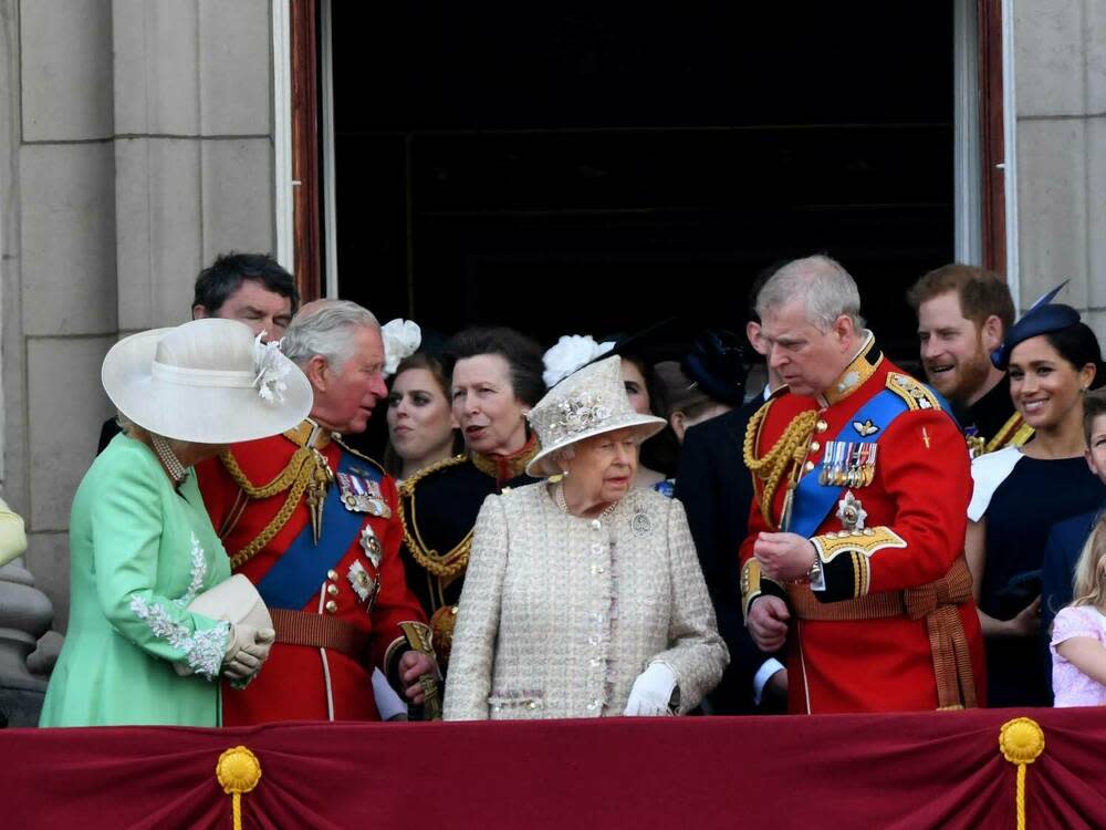 Die Royals auf dem Balkon des Buckingham Palasts bei Trooping the Colour im Jahr 2019 (Bild: imago images/PA Images)
