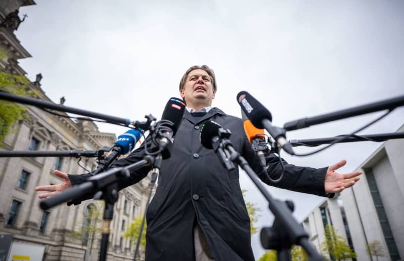 Maximilian Krah, Alternative for Germany (AfD) lead candidate for the European elections, makes a press statement after talks with the AfD parliamentary group leadership. One of Krah's employees is suspected of Chinese espionage. Michael Kappeler/dpa