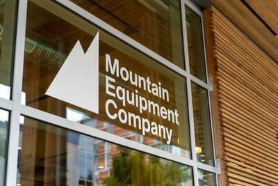 Shop window of the MEC Vancouver Store (CNW Group/Mountain Equipment Company)