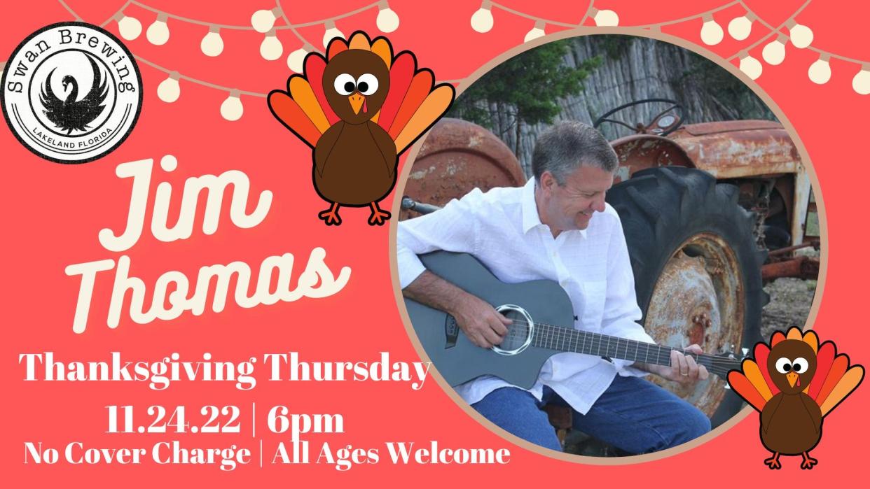Jim Thomas performs Thanksgiving night at Swan Brewing