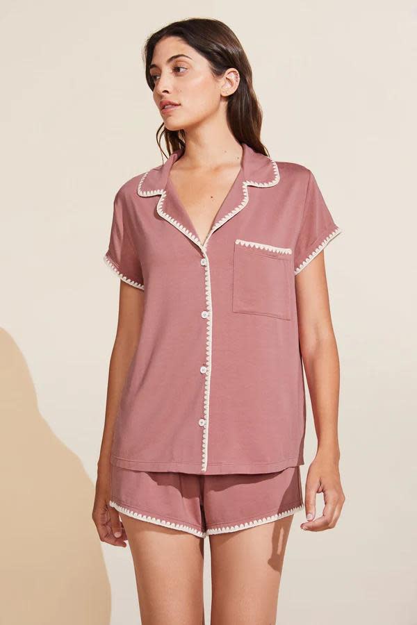 <p><a href="https://go.redirectingat.com?id=74968X1596630&url=https%3A%2F%2Feberjey.com%2Fproducts%2Ffrida-tencel-modal-shortie-short-pj-set-old-rose-ivory&sref=https%3A%2F%2Fwww.esquire.com%2Flifestyle%2Fg37340968%2Fbest-gifts-for-sister-ideas%2F" rel="nofollow noopener" target="_blank" data-ylk="slk:Shop Now;elm:context_link;itc:0;sec:content-canvas" class="link ">Shop Now</a></p><p>Frida Shortie Short PJ Set</p><p>eberjey.com</p><p>$138.00</p>