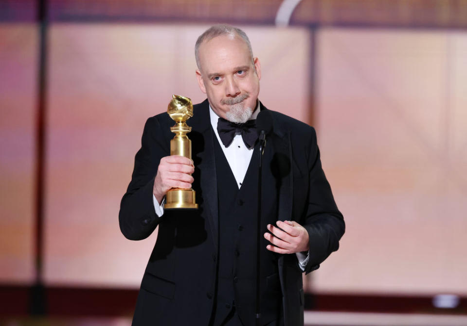 Paul Giamatti accepting his Golden Globe