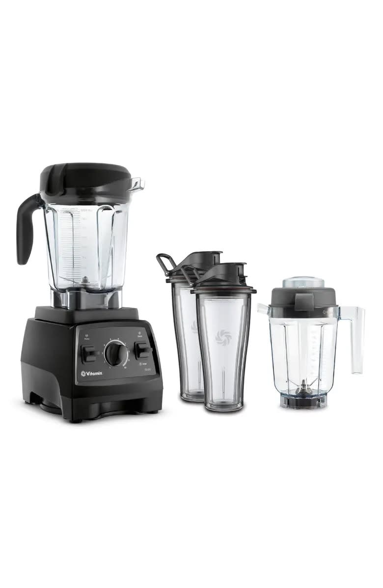 Vitamix 7500 Blender Bundle